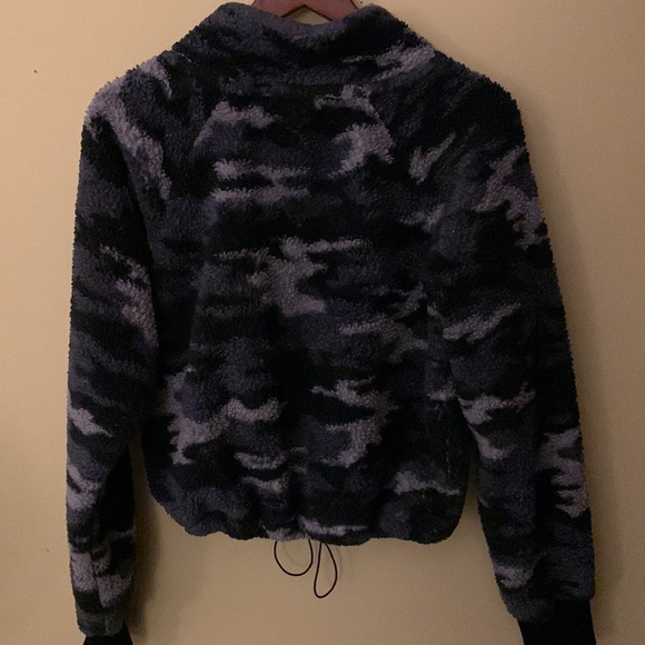 Calvin Klein Performance Fleece Pullover Jacket Size M Grey Camo - Picture 2 of 6